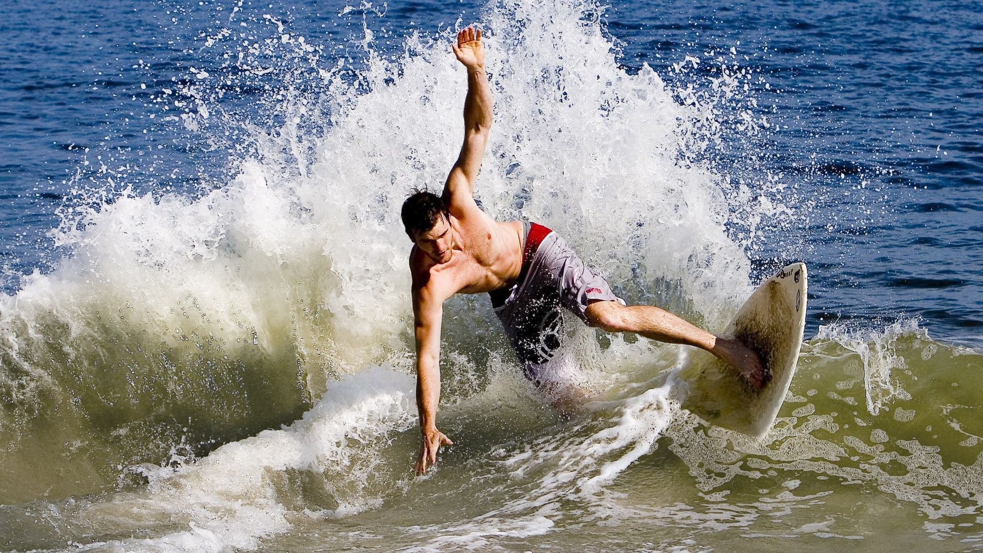 华体会官网-温网绝杀澳网，蒂姆草地蜕变，高光表现重塑网坛格局